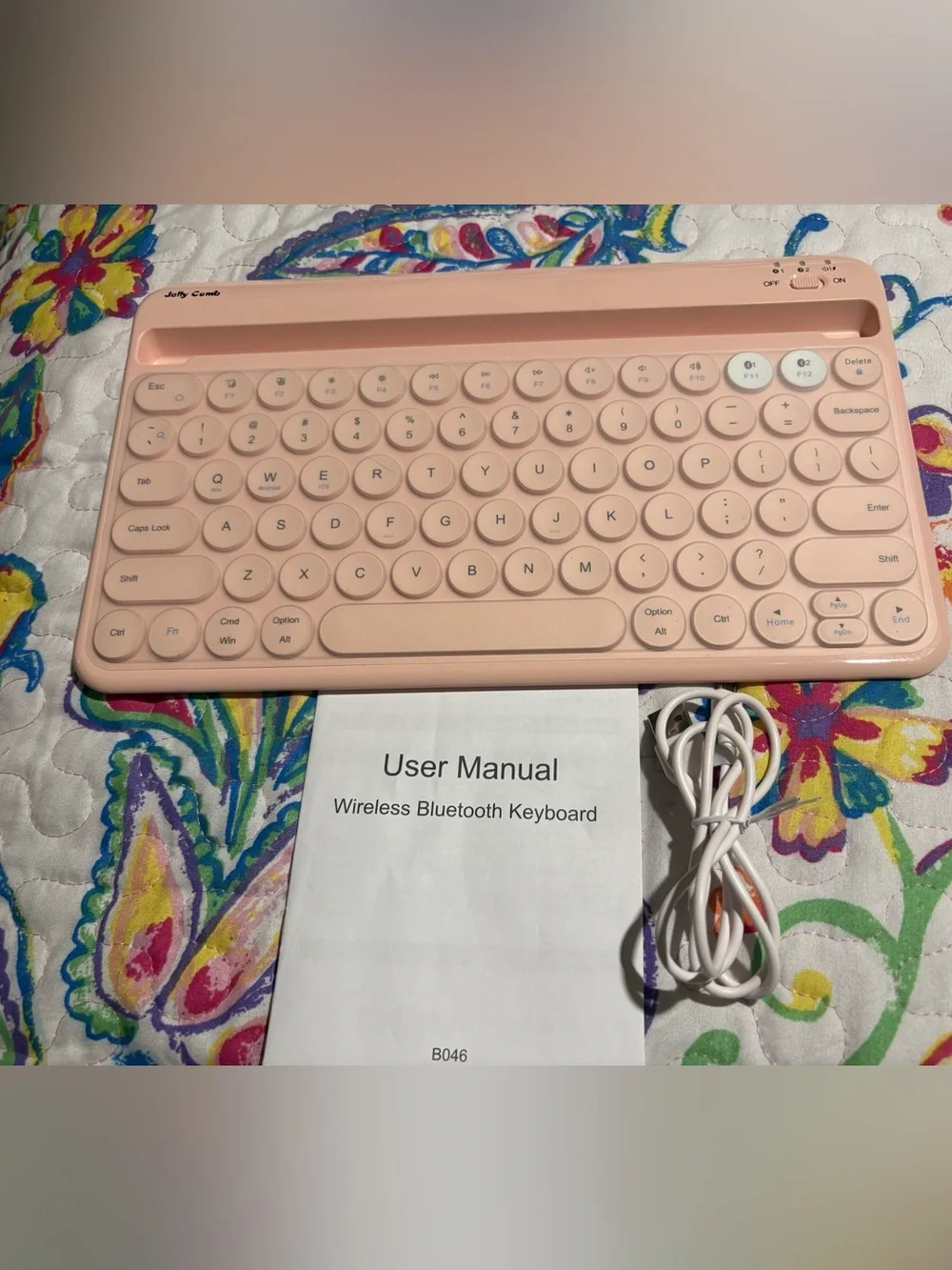 Compact Wireless Bluetooth Keyboard - Rose Pink